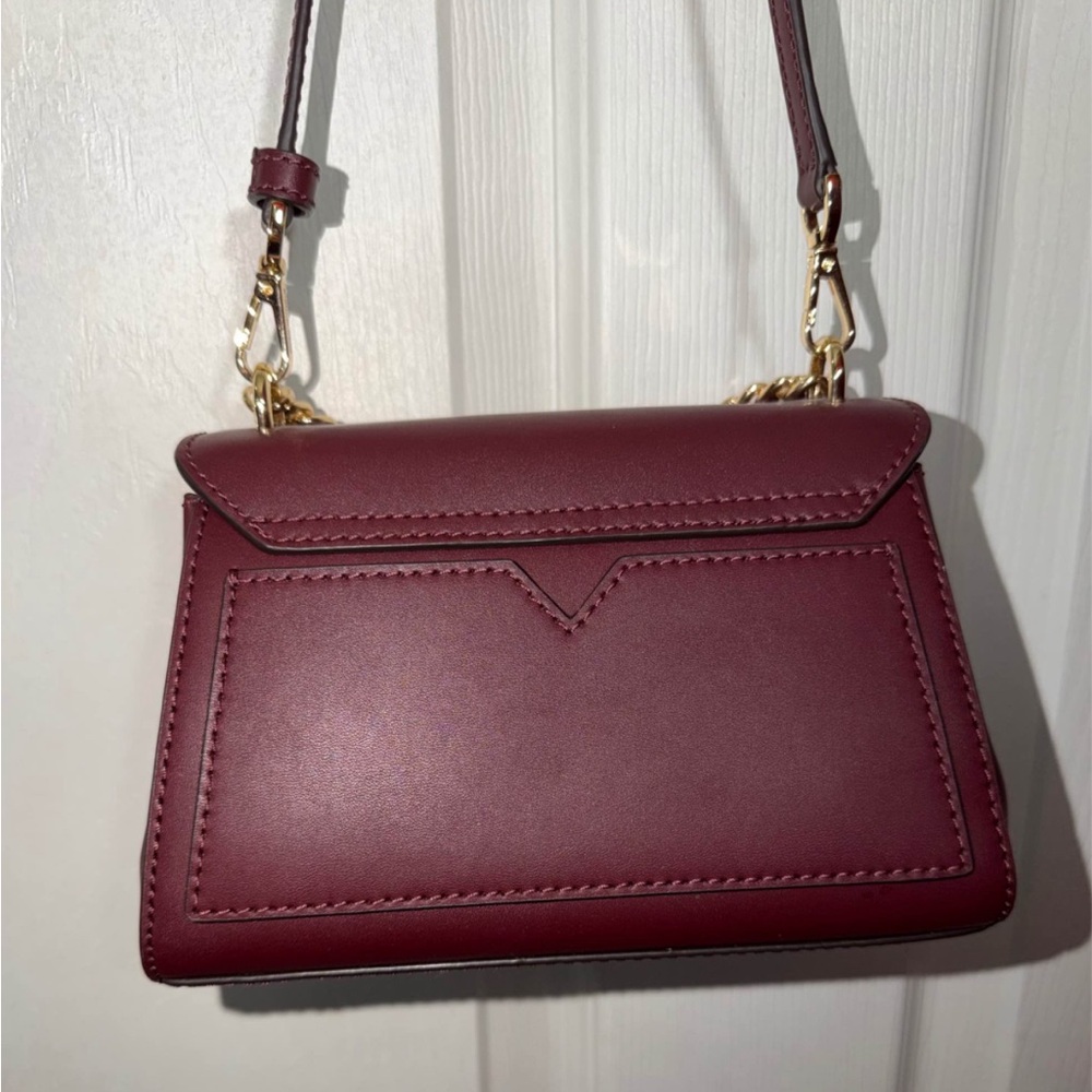 ✨Gorgeous Michael Kors Lita Crossbody✨ - Picture 4 of 7